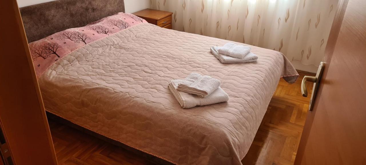 Apartman Velimir Stari Aerodrom Podgorica Ngoại thất bức ảnh
