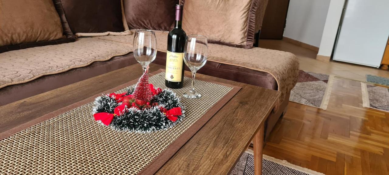 Apartman Velimir Stari Aerodrom Podgorica Ngoại thất bức ảnh