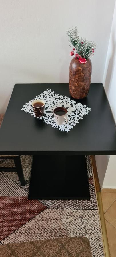 Apartman Velimir Stari Aerodrom Podgorica Ngoại thất bức ảnh